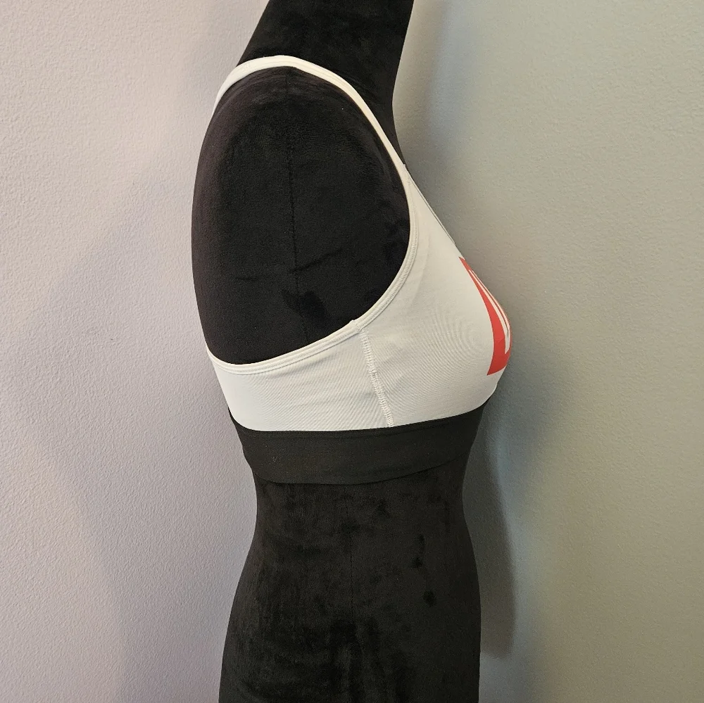 Victoria's Secret 'The Player' Sports Bra - Size Small 💪 - Picture 2 of 6